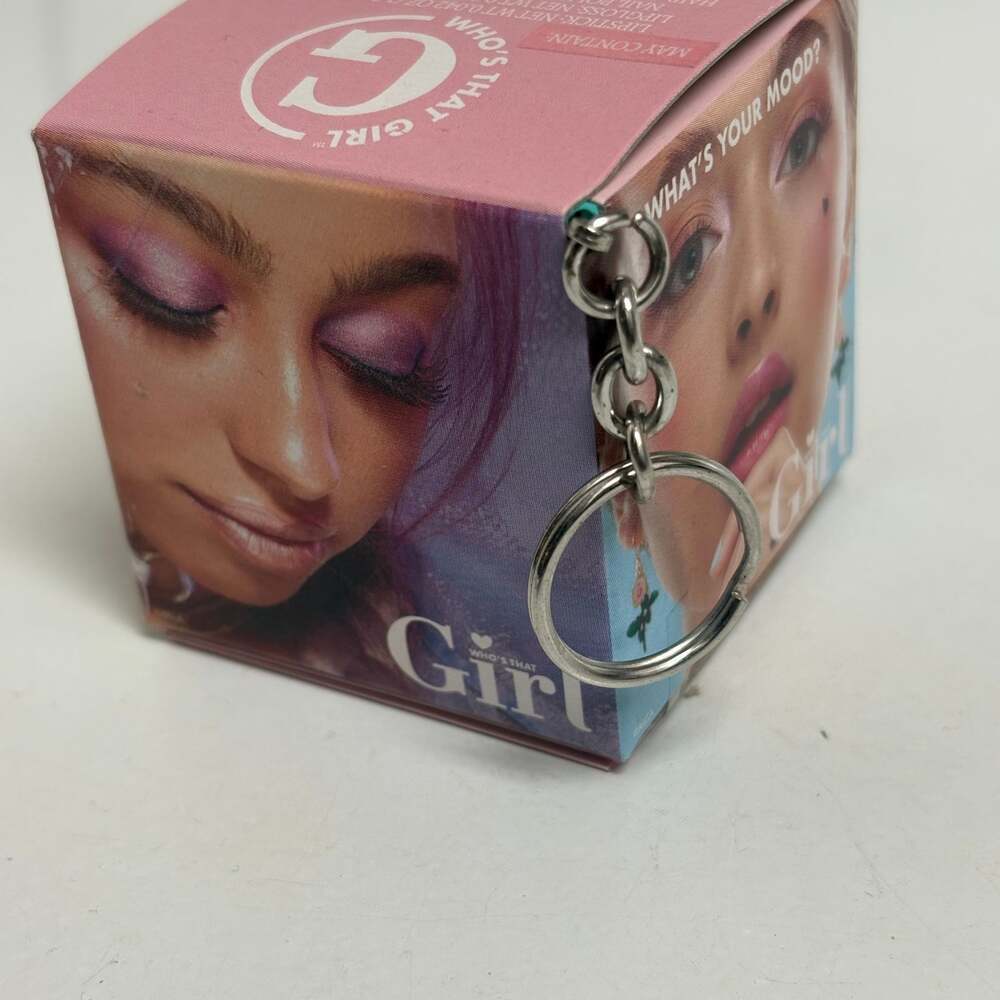 Who's That Girl Mini Makeup Keychain Mystery Pack